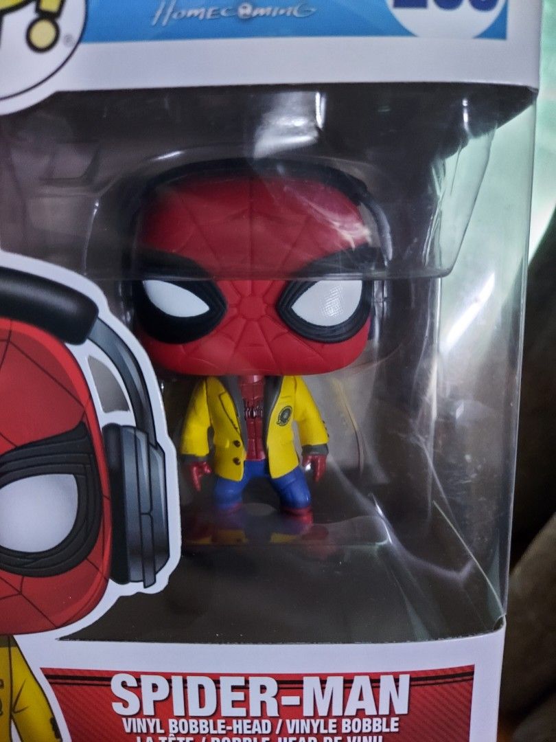 Spider man funko pop sales yellow jacket