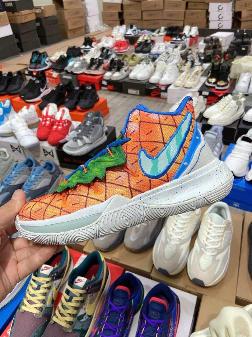 Spongebob top pineapple kyrie