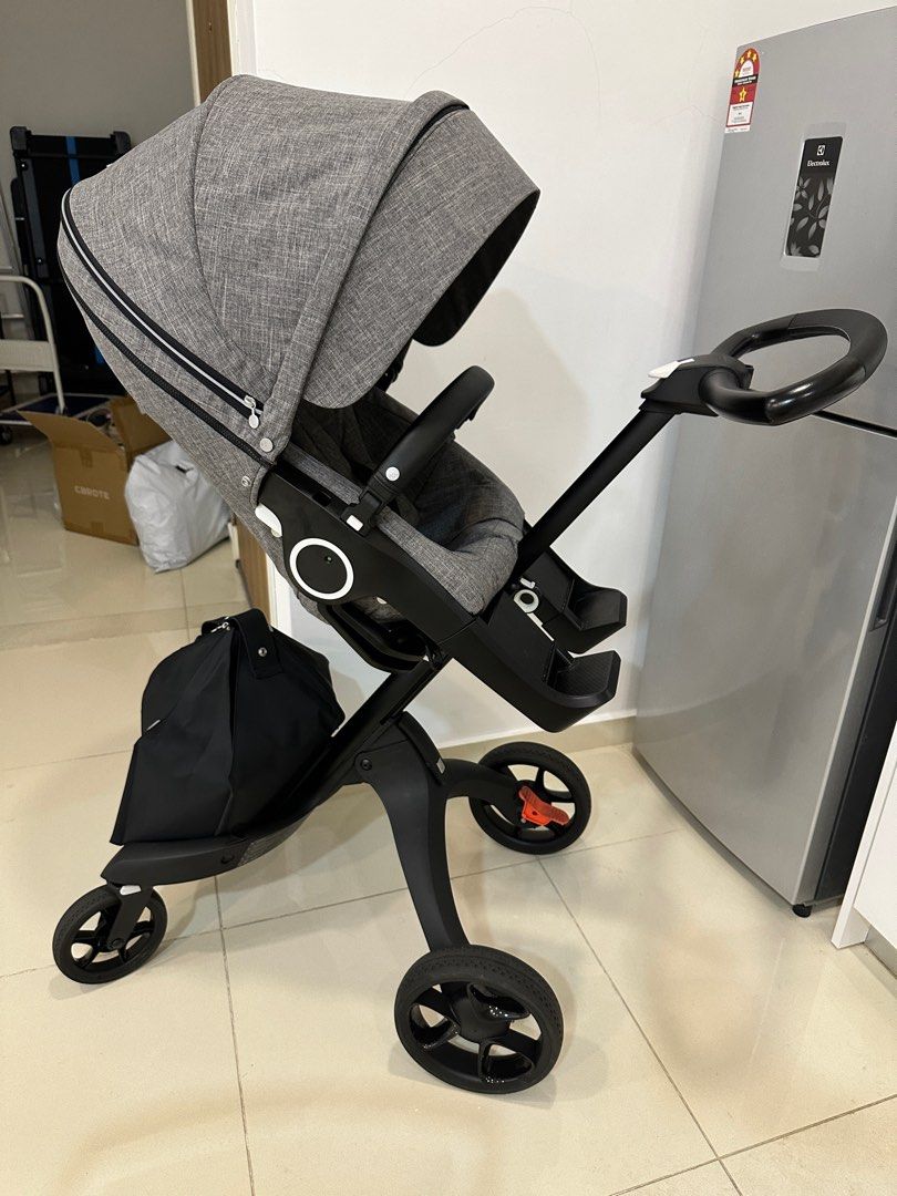 Stokke Xplory V6 Stroller and cot and umbrella Babies Kids
