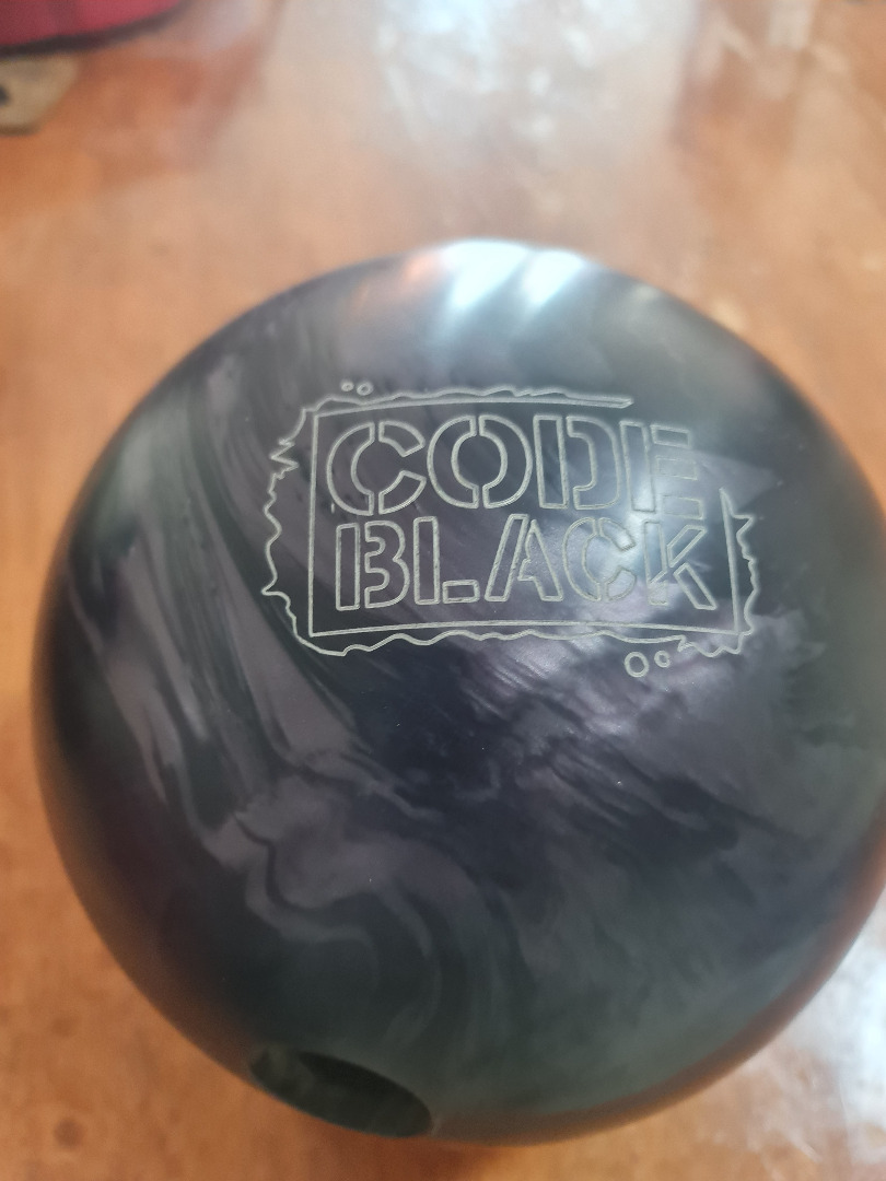 Strom Code Black Bowling Ball For Sale, Sports Equipment, Sports