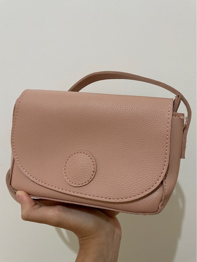 Harga tas miniso sling bag on sale