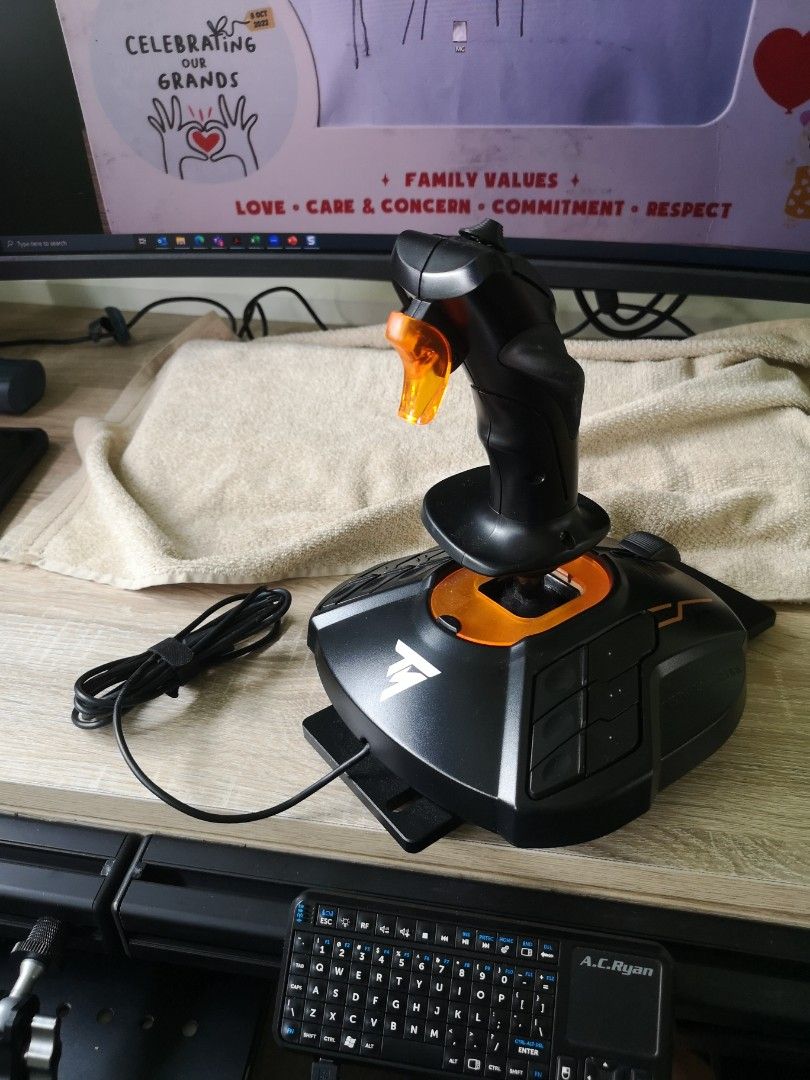 Thrustmaster T16000M Flight Stick, Video Gaming, Gaming Accessories