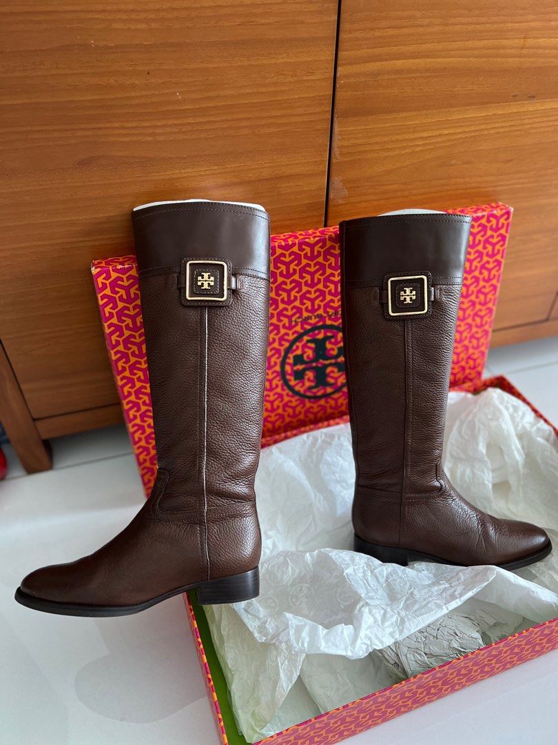 Tory Burch boots, Women's Fashion, Footwear, Boots on Carousell