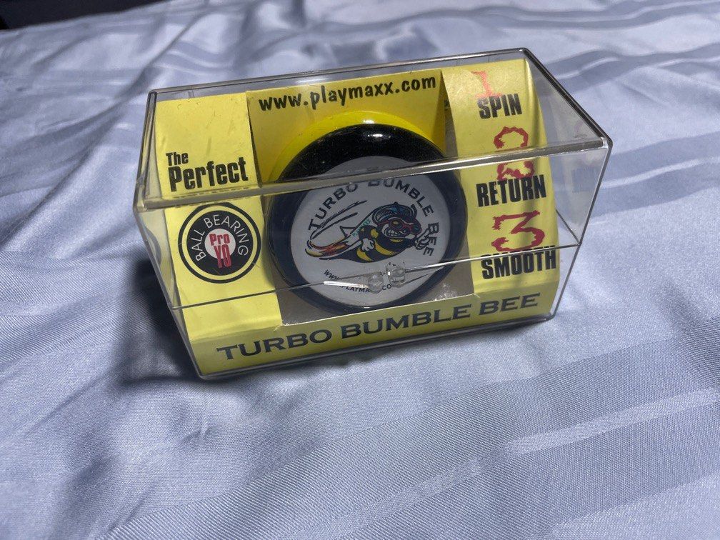 Turbo Bumble Bee Yoyo, Hobbies & Toys, Memorabilia & Collectibles, Vintage Collectibles on Carousell