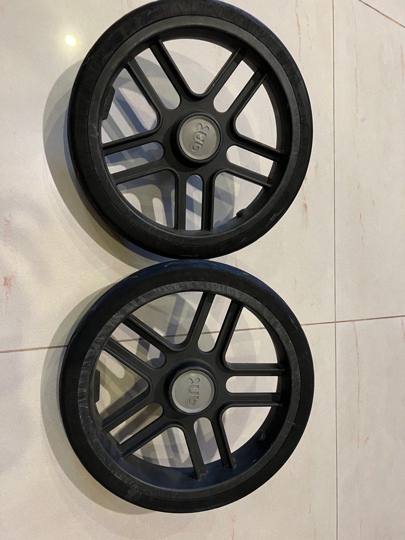 Uppababy vista rear wheel sales replacement