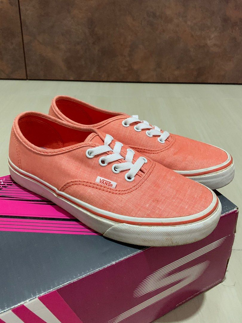 Pink peach vans top