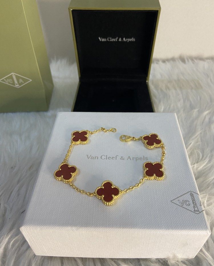 Vca online bracelet red