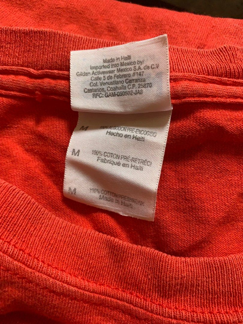 Vintage Gildan Shirt (Category: Tshirts & Polo Shirts ) located in Rodriguez. Submitted by peanutb (Listing ID 1205689803, Image 3). Description: Vintage Gildan Shirt 27.5x19.5 8.5/10 500 + sf.