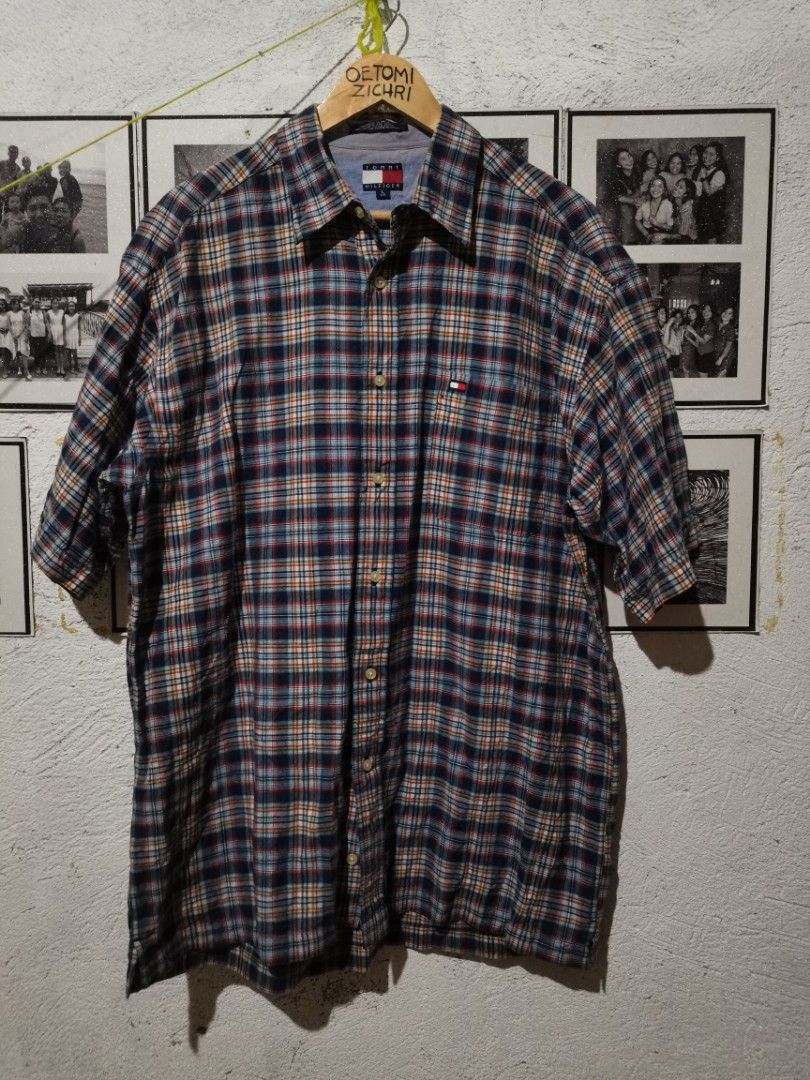 Vintage Tommy Polo Shirt (Category: Tshirts & Polo Shirts ) located in Masbate. Submitted by zichri (Listing ID 1205802638, Image 1). Description: Excellent condition For the Big Boys 24x32 dimension.