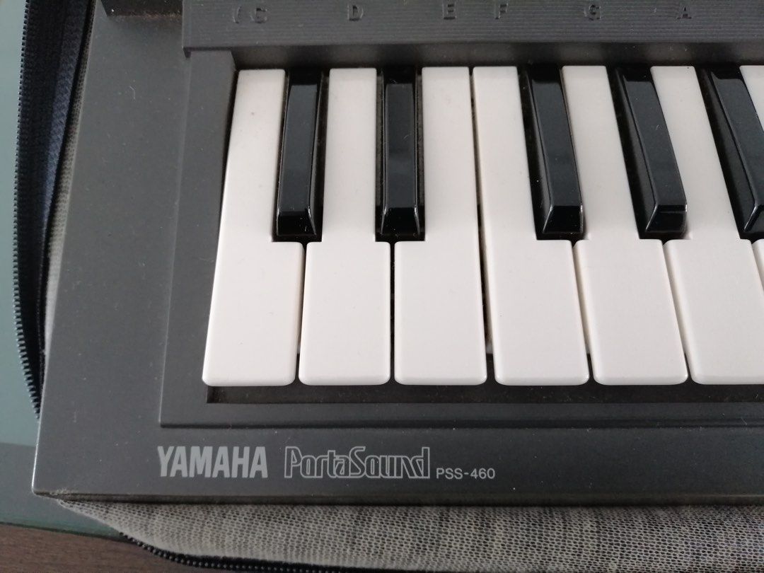 Vintage Yamaha Keyboard PSS460, Hobbies & Toys, Music & Media, Musical