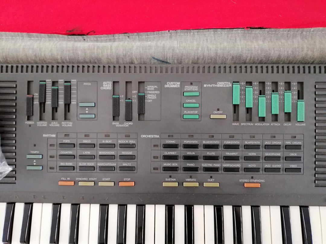 Vintage Yamaha Keyboard PSS 460