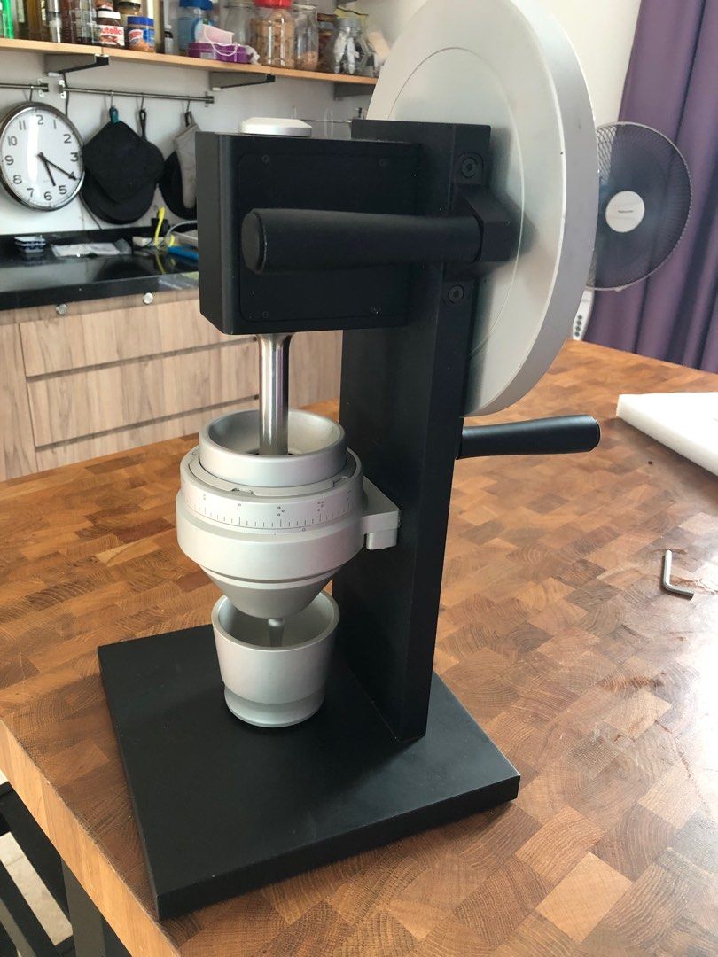 Hg top one grinder