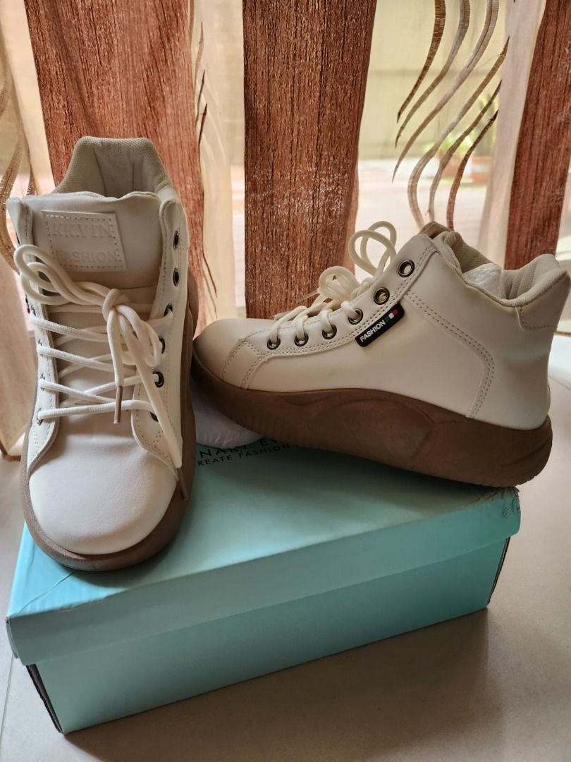 Full high neck sale shoes
