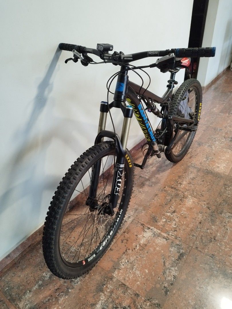 Wts santa cruz bronson aluminum Sports Equipment Bicycles
