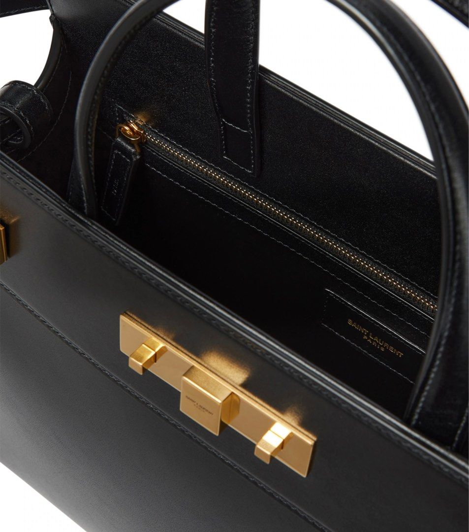 Manhattan small shopping clearance in smooth leather