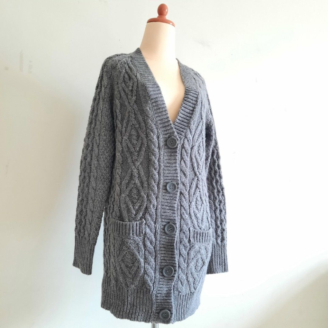 ZARA Knit Thick Cable Knit gray long winter cardigan (outer rajut musim  dingin) (new/no tag)