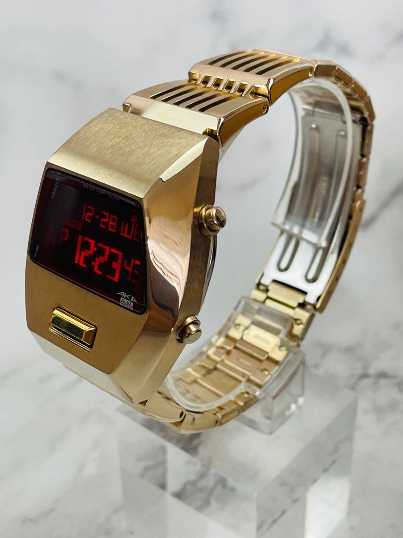 (211244) Seiko Alba Aka Vintage Men’s Quartz Digital Watch Limited Edition  No. 2698/3000 Ref W670-4000 Circa 1990s - Rare, Mint