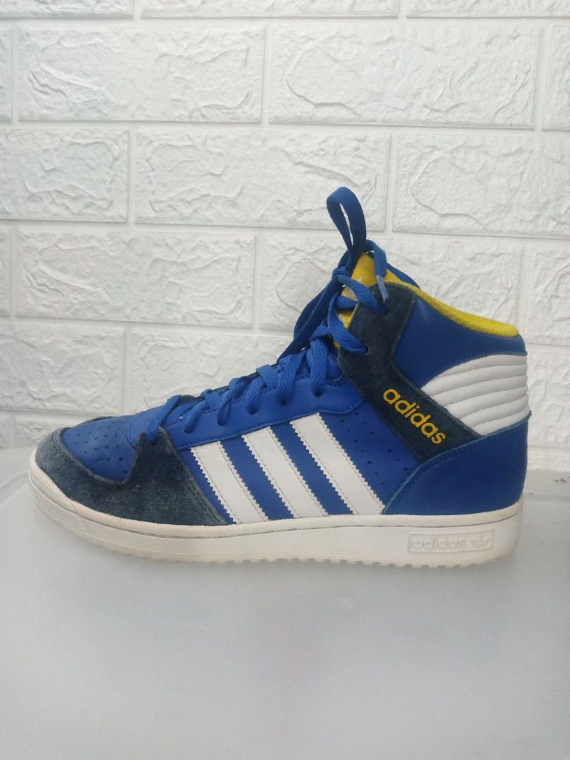 Adidas Pro Play 2 Men s Fashion Footwear Sneakers on Carousell