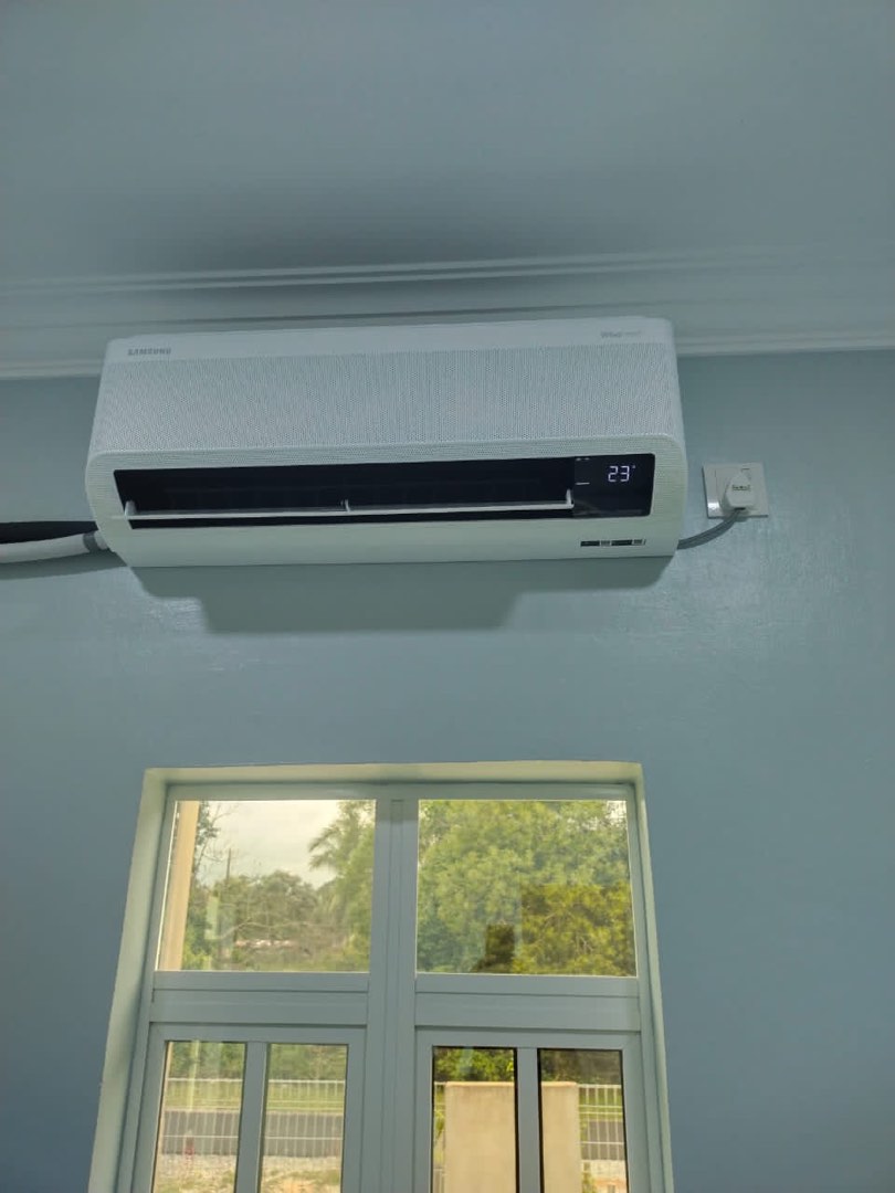 Aircond jimat elektrik!, TV & Home Appliances, Air Conditioners