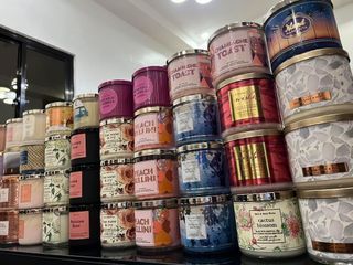 Bath & Body Works Scented Candles