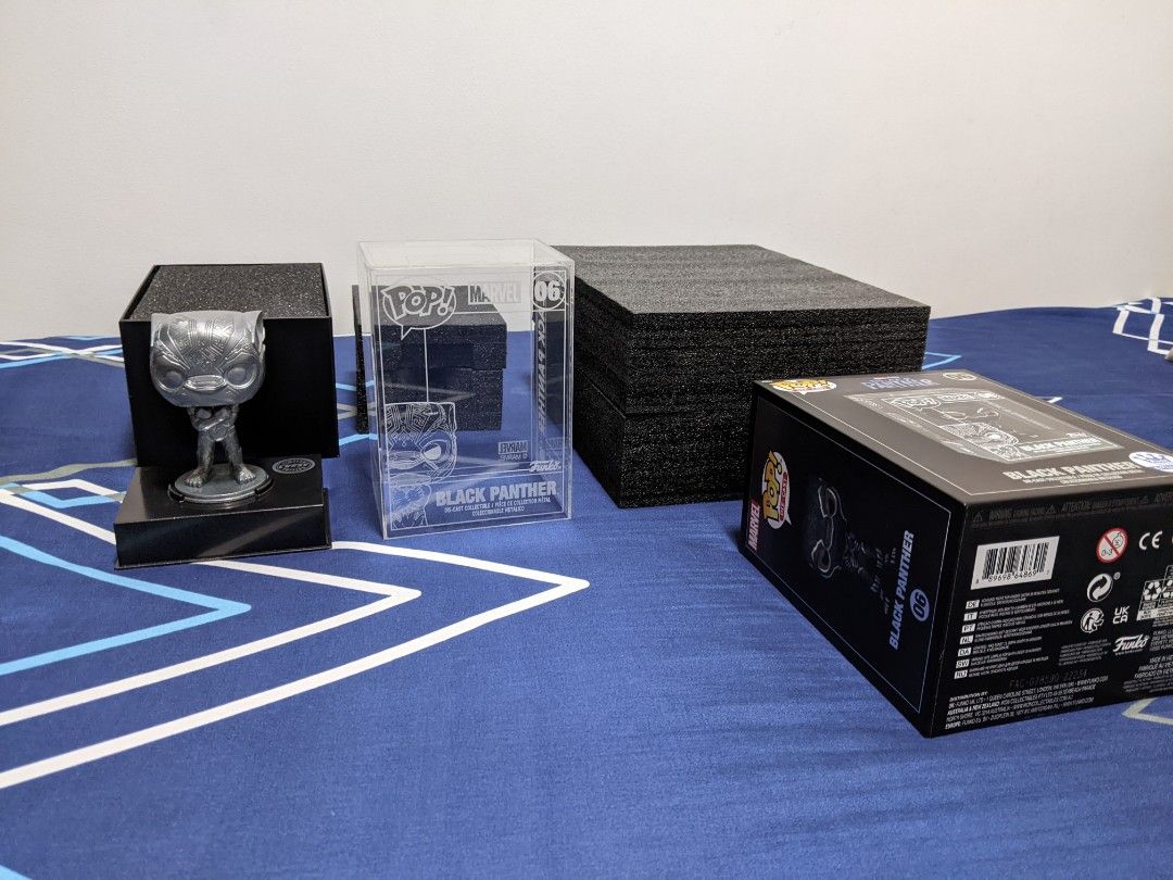 Black Panther CHASE Limited Edition Diecast Die Cast Funko Pop