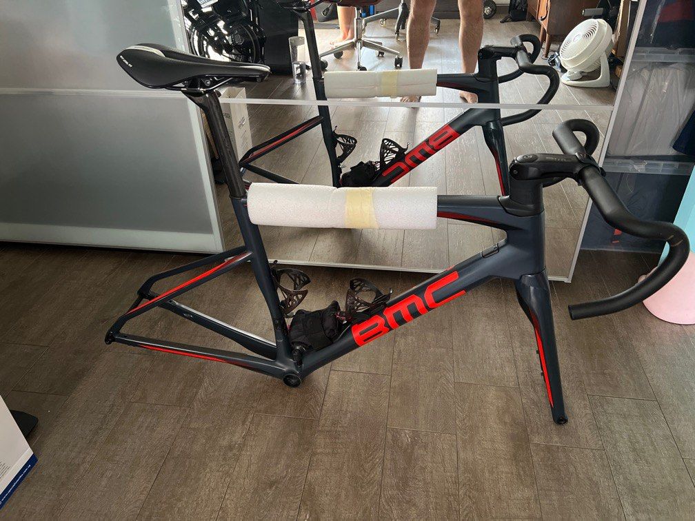 BMC RoadMachine 01 high mod 2019 Size 51 FRAMESET ONLY, Sports