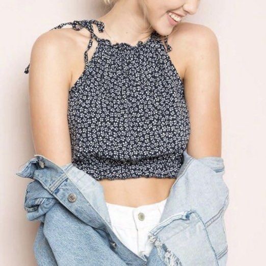 Brandy Melville Tank Top, Women's Fashion, Tops, Blouses on Carousell