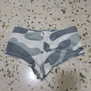(Category: ) located in . Submitted by raiindrops (Listing ID 1205988175, Image 1). Description: .