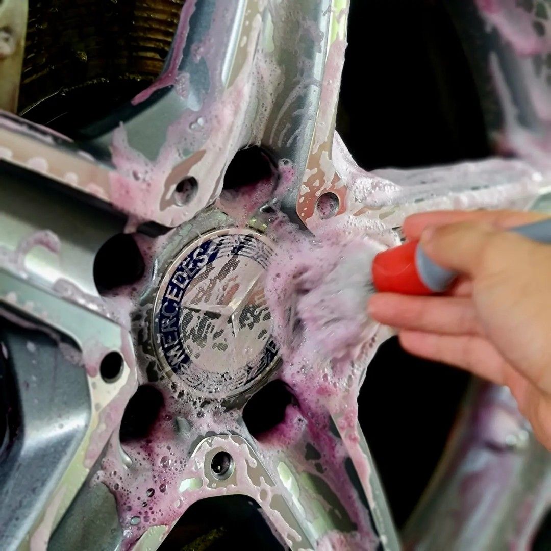 Car Polish Interior Grooming, Car Polishing, Car wash, Fumigation