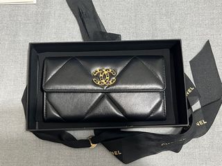 降價賠售 😅 Chanel 19 長夾 💖