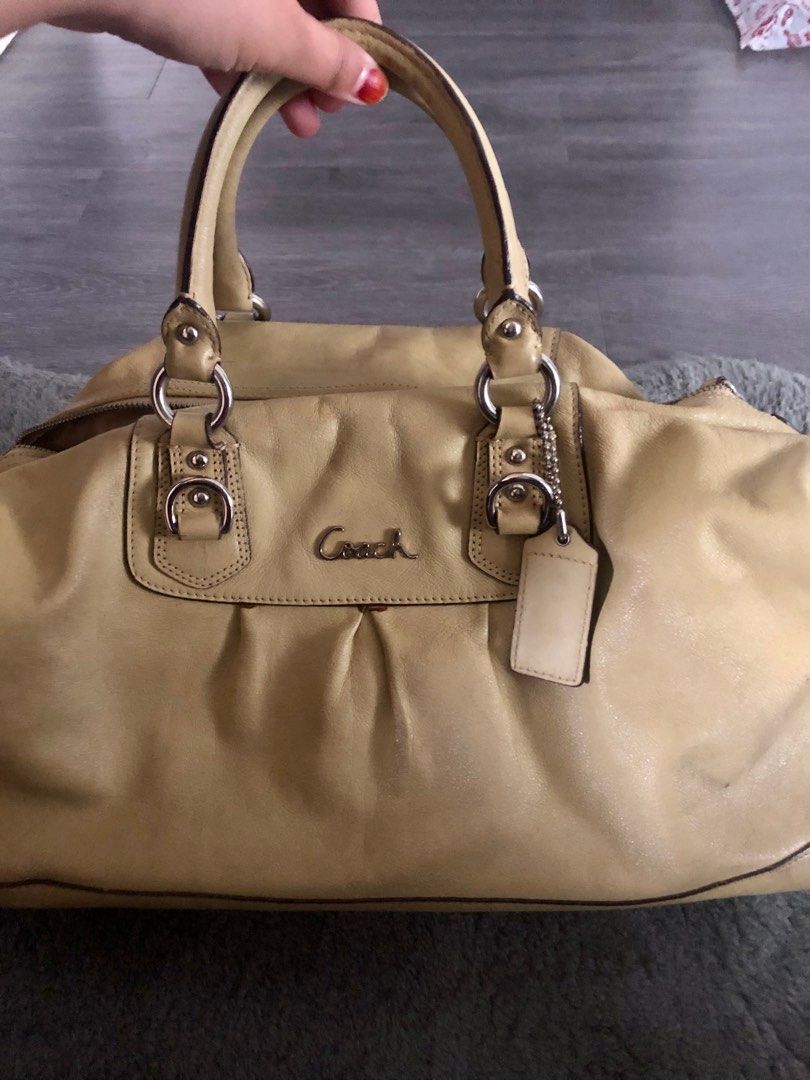 Coach ashley signature satchel sales