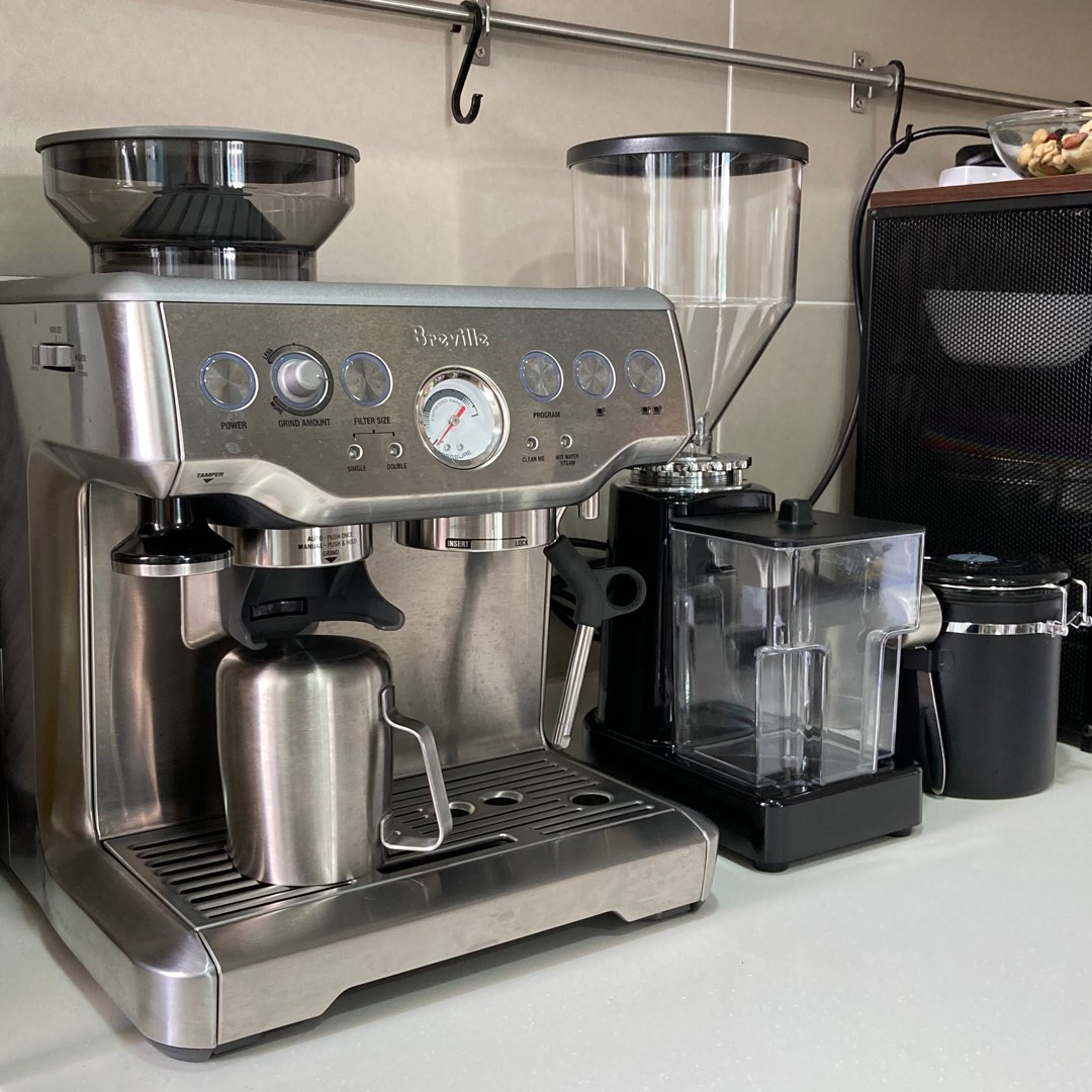 Coffee Machine Breville 870 & Raccea Grinder, TV & Home Appliances
