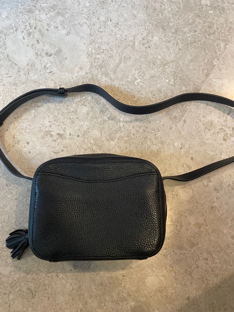 Cuyana camera sales bag