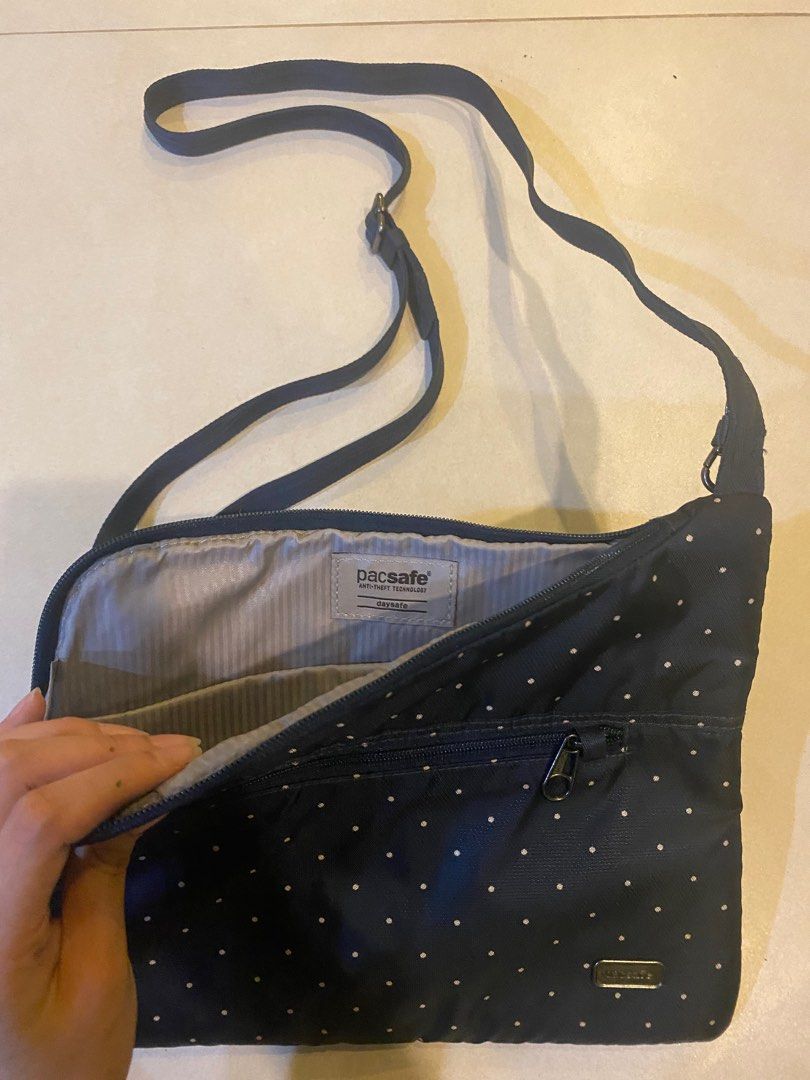 Daysafe AntiTheft Slim Crossbody Bag, Women's Fashion, Bags & Wallets