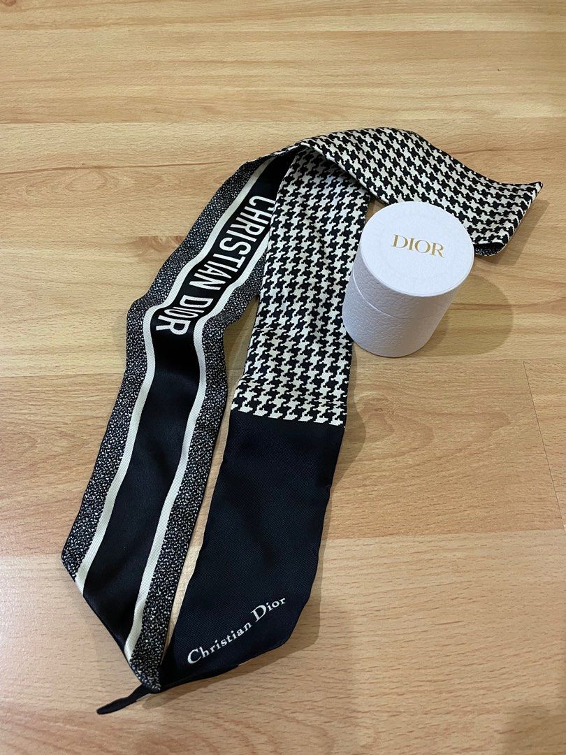 30 montaigne mitzah scarf cheap