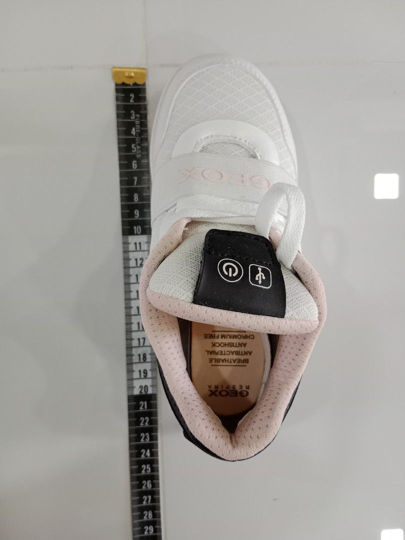 Geox junior XLED sneaker for girl Babies Kids Babies Kids