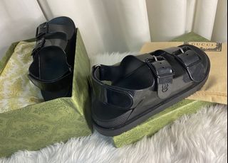 (Category: ) located in . Submitted by japanandsingaporeluxepreloved (Listing ID 1205945268, Image 1). Description: .