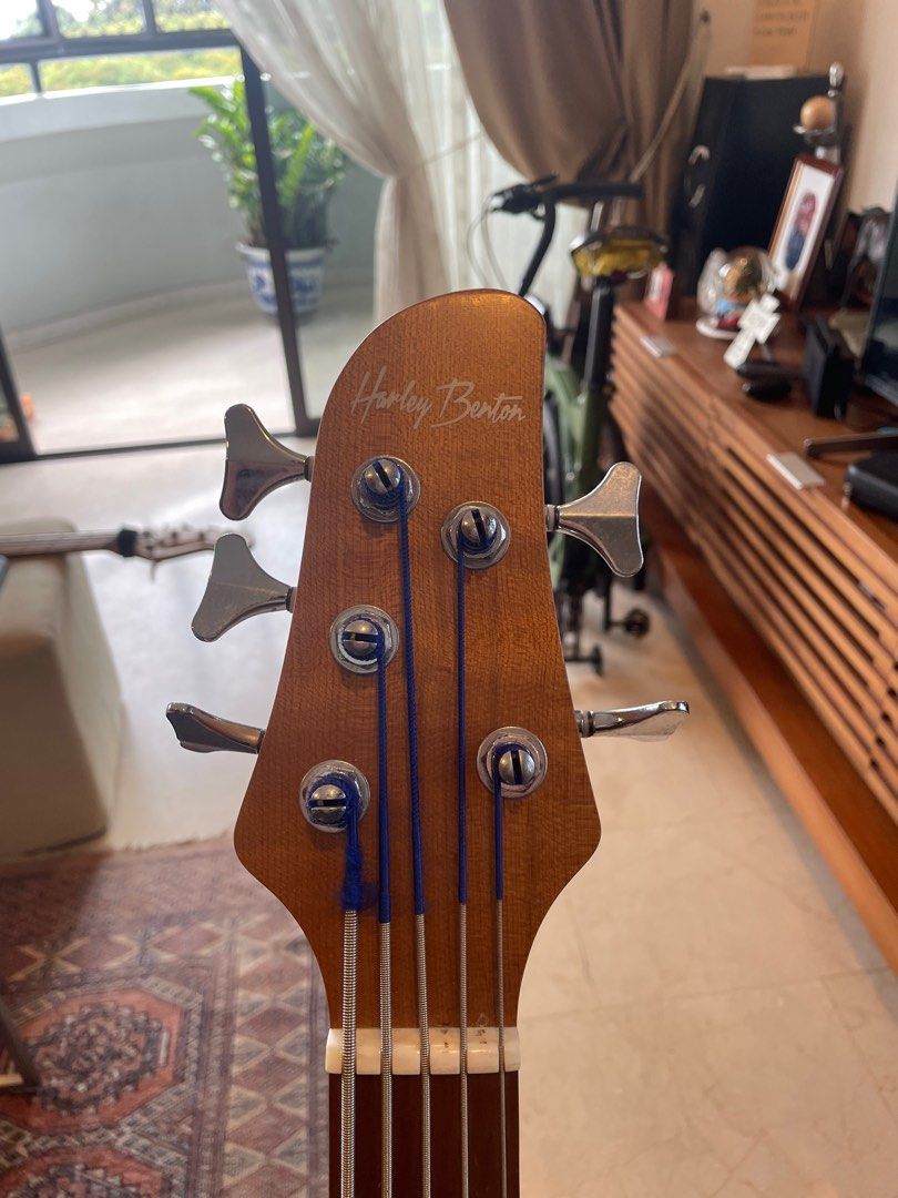 harley benton electric bass