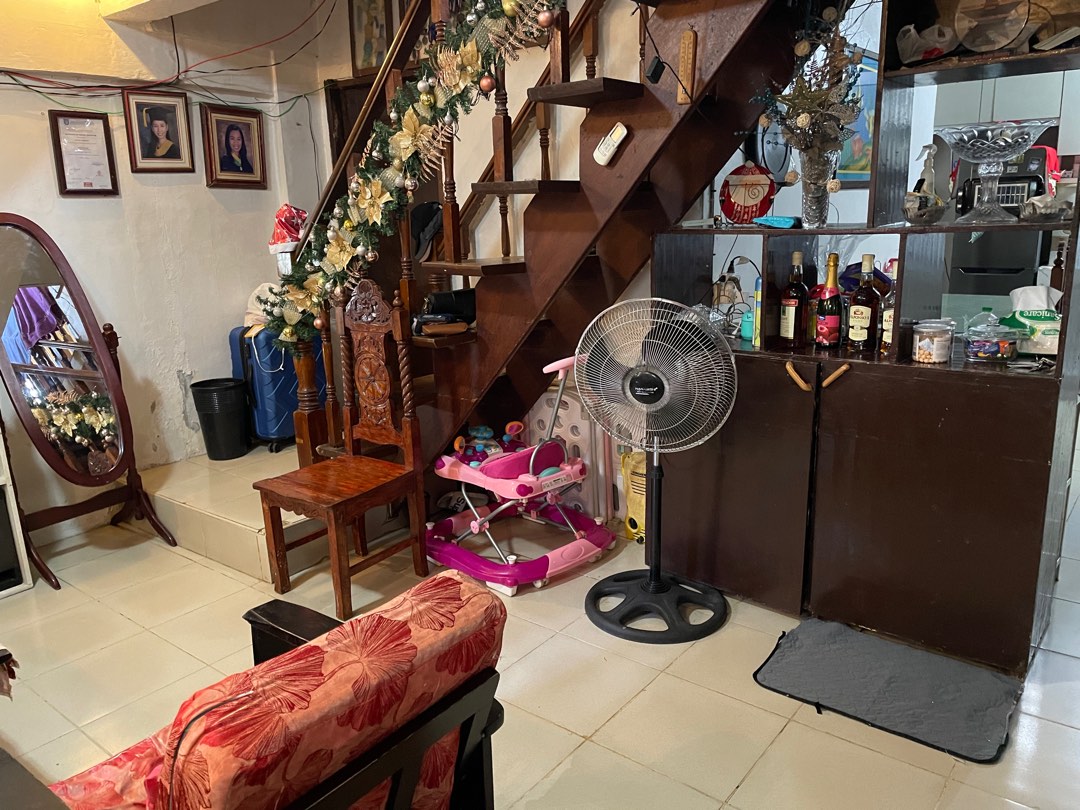 House for sale in Longos, Malabon near Fisher Mall, Malabon Citiquare