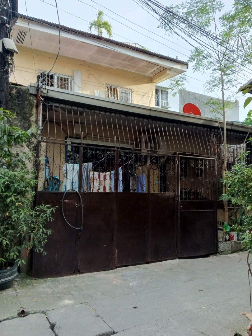 House for sale in Longos, Malabon near Fisher Mall, Malabon Citiquare