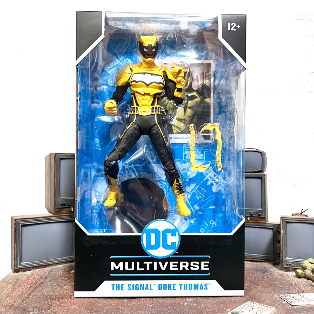 [In hand] Mcfarlane Toys DC Multiverse Batman the Signal Duke Thomas