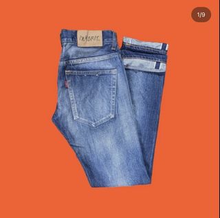 (Category: ) located in . Submitted by puma30 (Listing ID 1205925874, Image 1). Description: .
