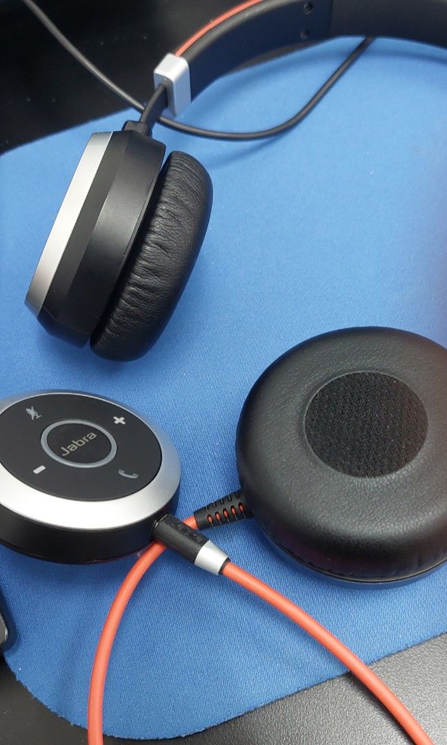 Jabra headset with volume control, Audio, Headphones & Headsets on