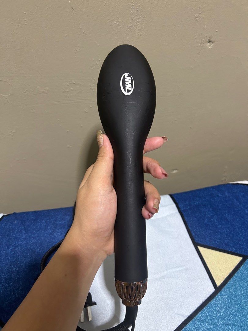 JML HOT AIR BRUSH, Beauty & Personal Care, Hair on Carousell
