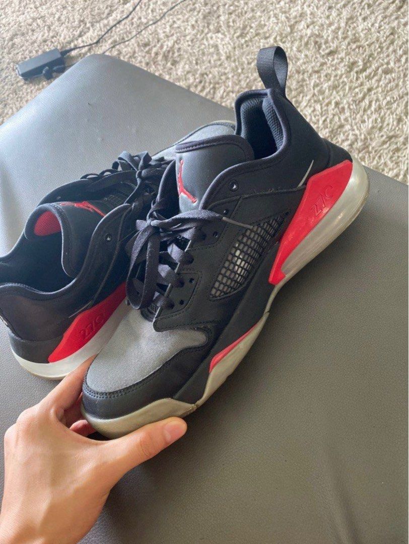 Jordan mars 270 low online black red