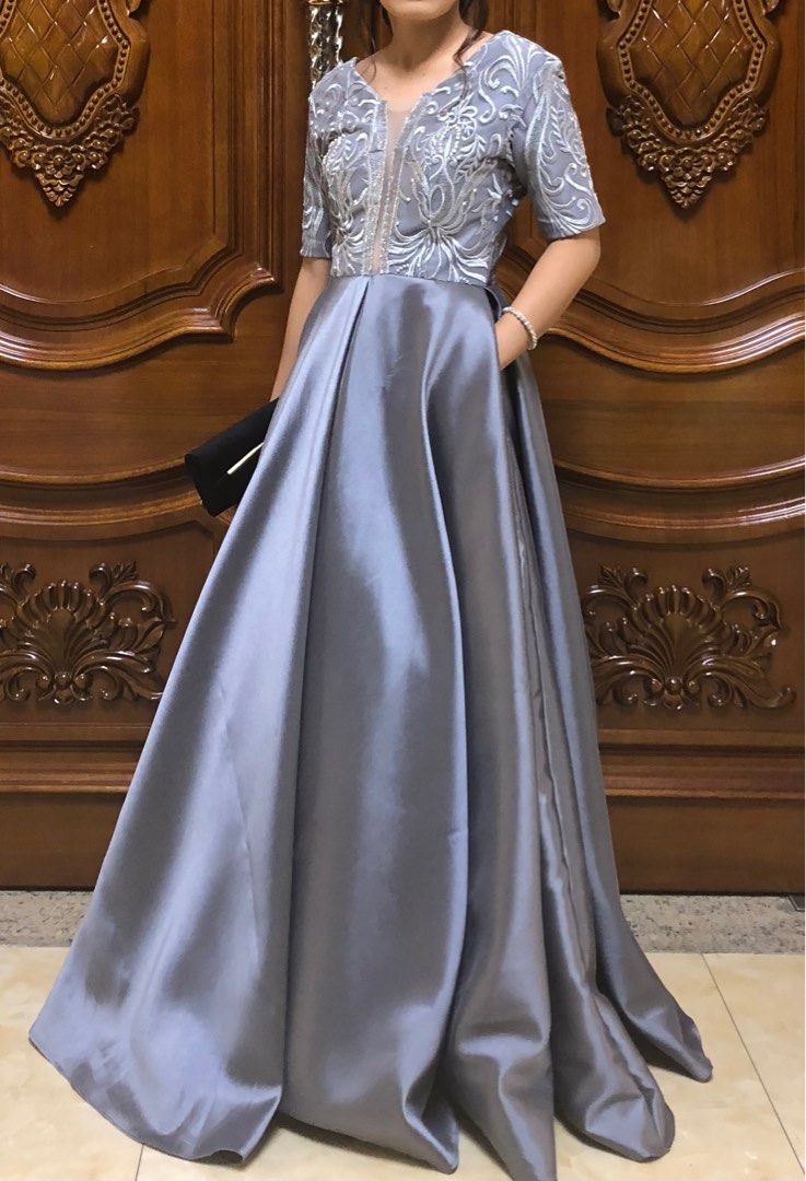 Liza soberano gowns top
