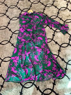 (Category: ) located in . Submitted by Arissa_Closet (Listing ID 1206040529, Image 1). Description: .