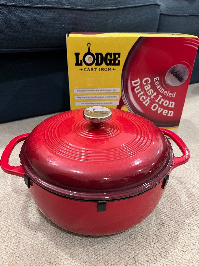 Lodge Enameled Cast Iron Dutch Oven 6 quartz, Furniture & Home Living