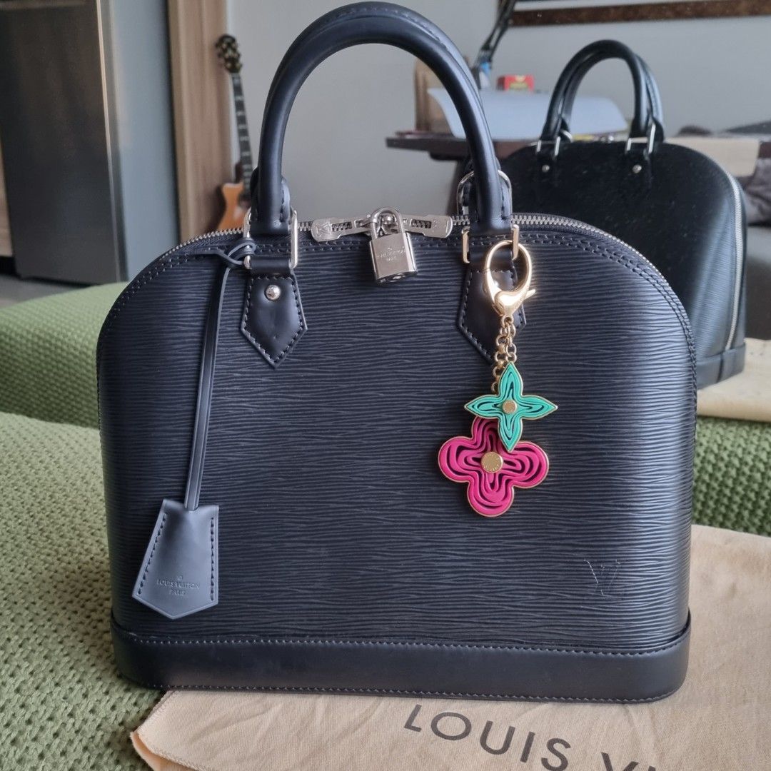 Alma bb deals bag charm