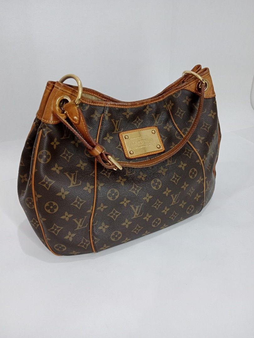 Louis Vuitton Galleria MM Monogram bag, Luxury, Bags & Wallets on Carousell